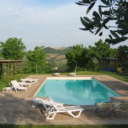 Torrebella 2 Apartment Todi